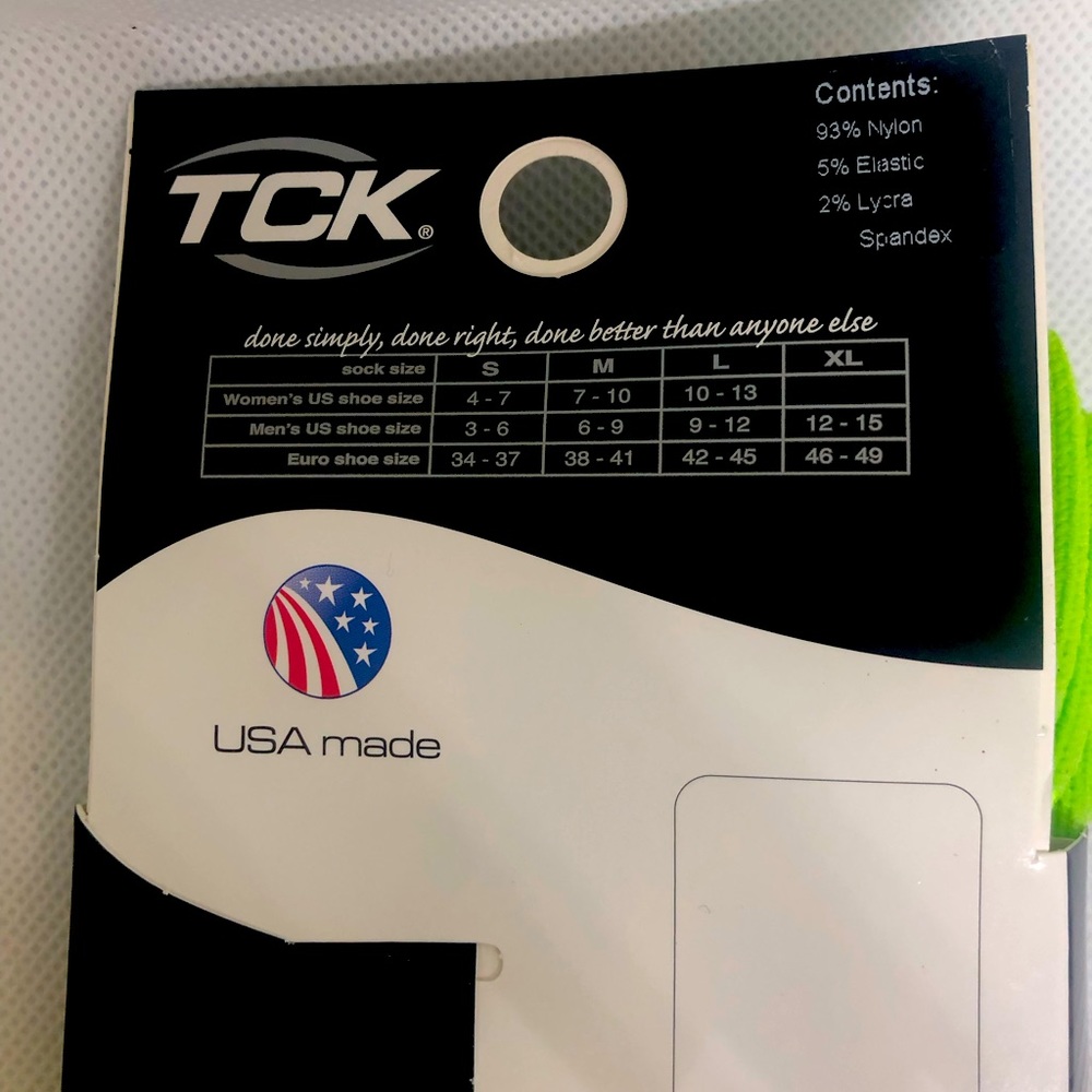 TCK Performance Sports Crew size medium.